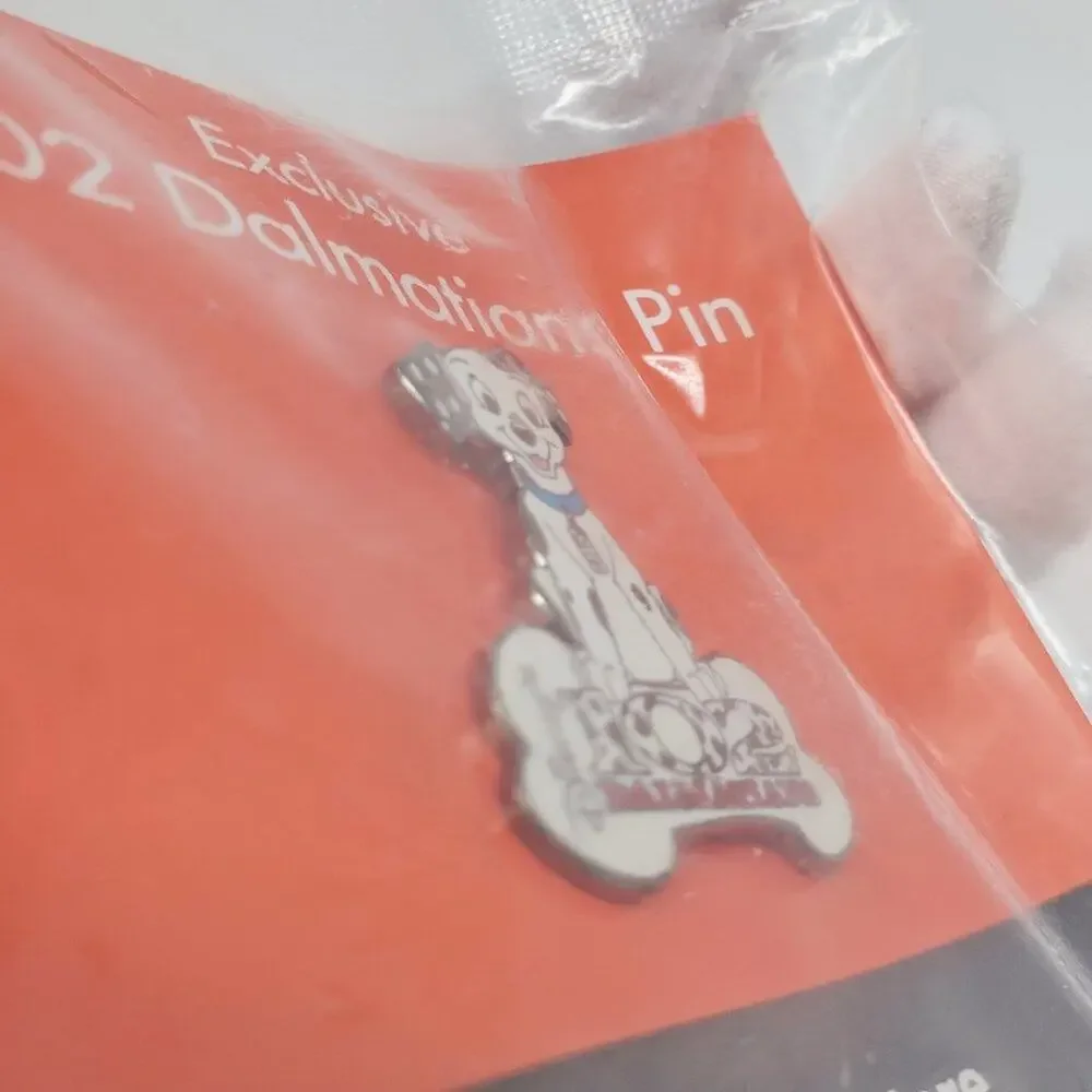 Disney Exclusive 102 Dalmatians Promo Enamel Pin - NIP